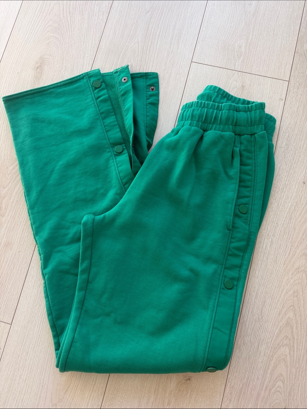 ALO Athletic Green Snap-Button Track Pants XS EUC